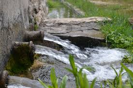 Fuente de La Font de la Serra